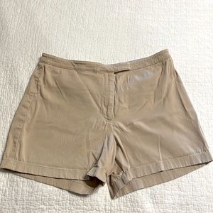 EUC Ann Taylor Factory Khaki Shorts, size 12
